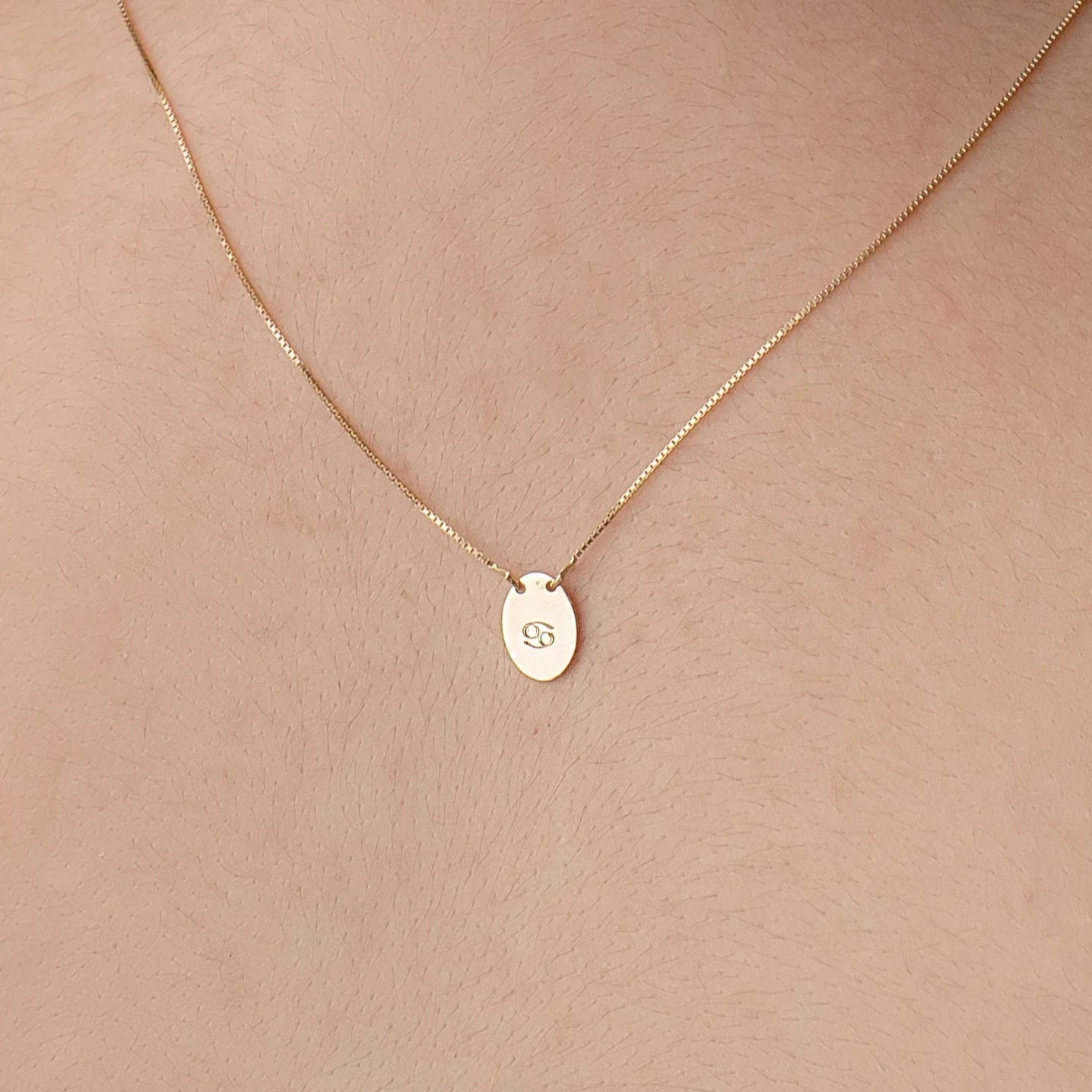 Escapulário Zodiac Oval