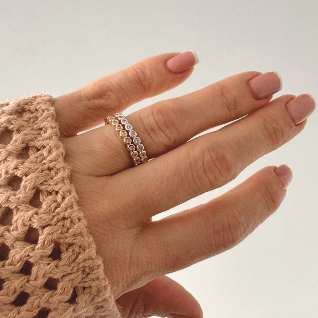 Aliança Cravejada Nuru