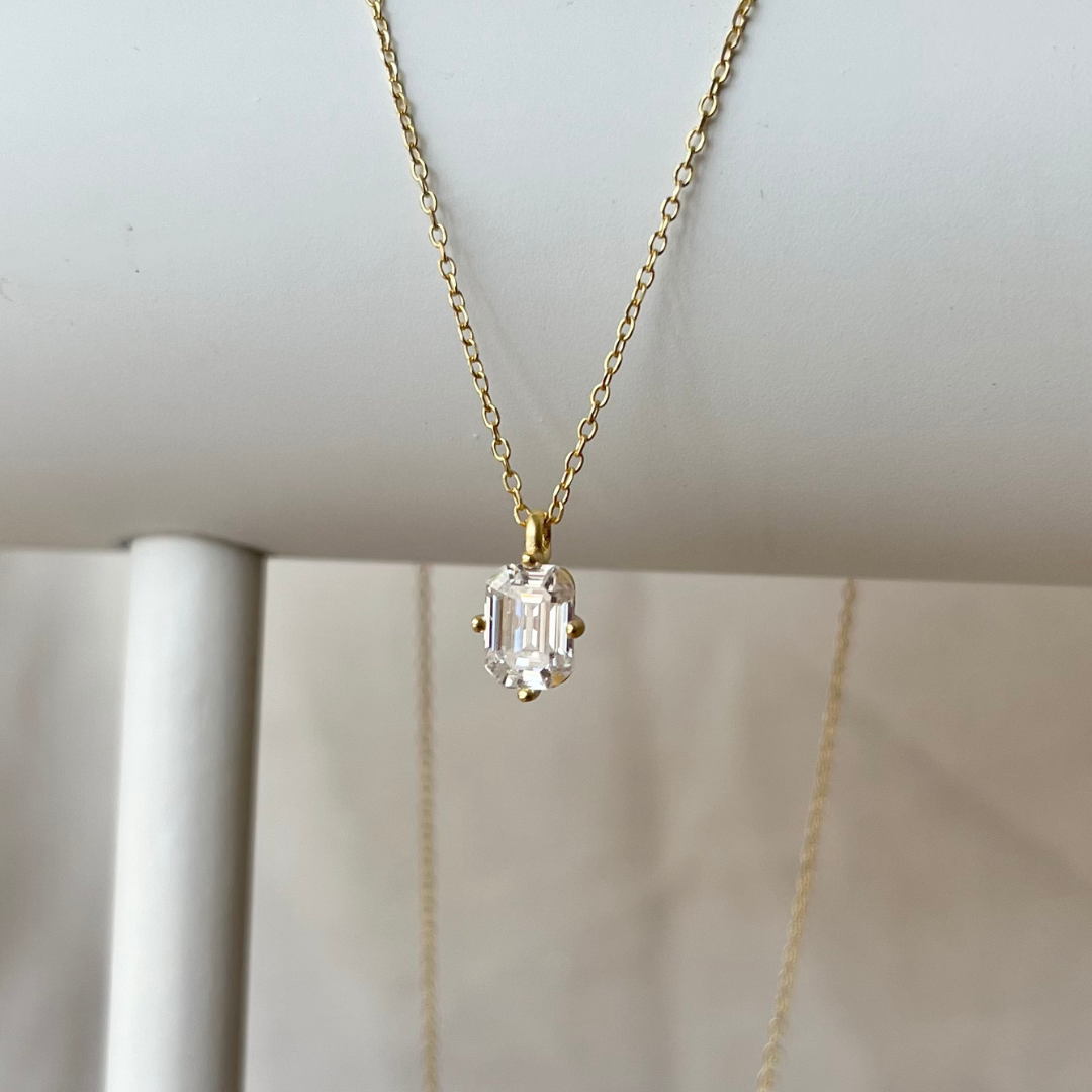 Colar Moissanite Emerald Cut