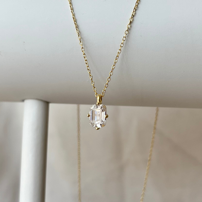 Colar Moissanite Emerald Cut