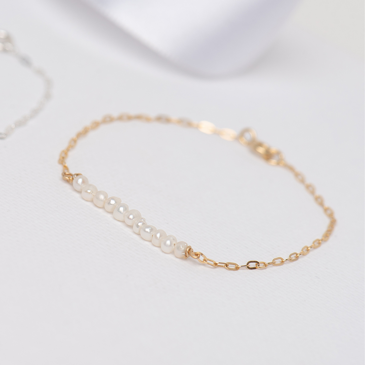 Pulseira Celeste Pérolas Malkia