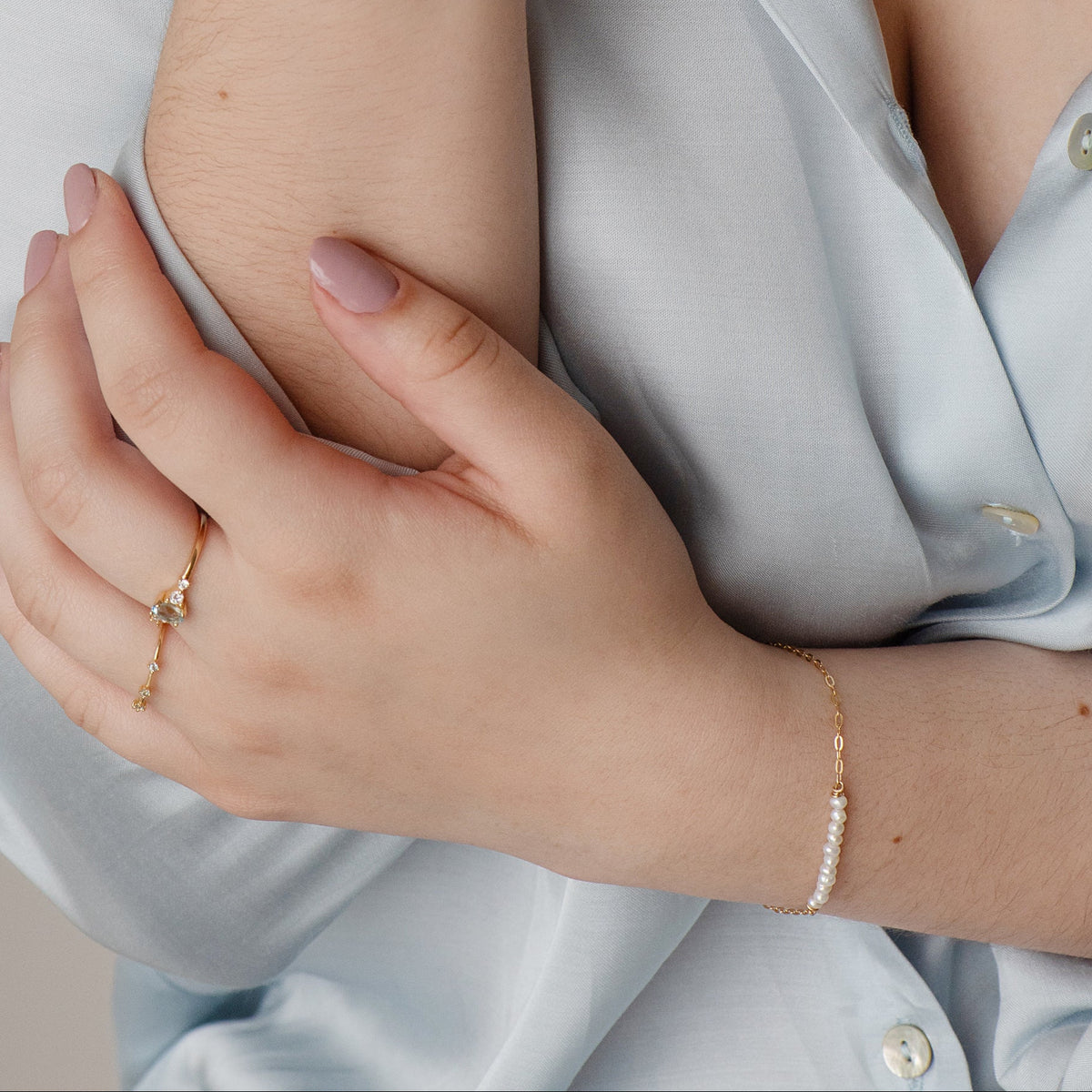 Pulseira Celeste Pérolas Malkia
