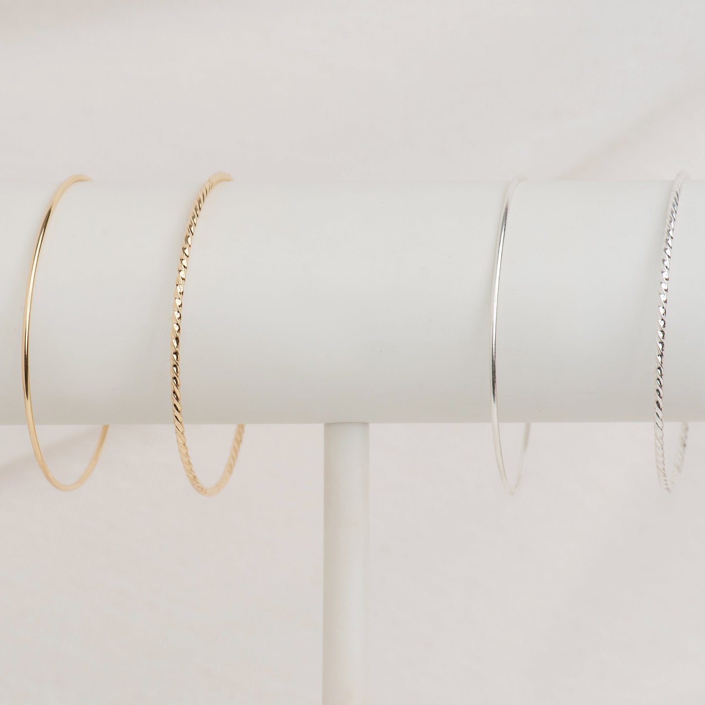 Bracelete Maji Contínuo Torcido