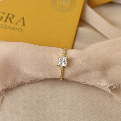 Anel Solitário Moissanite Princess Cut