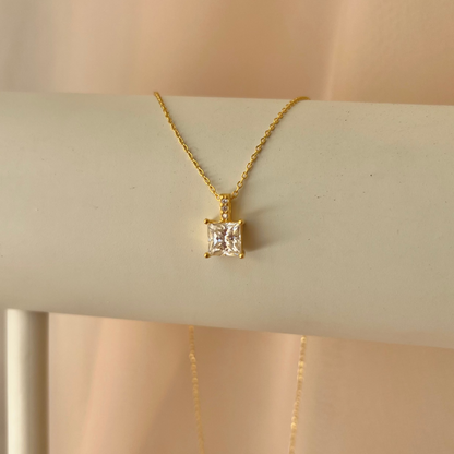 Colar Moissanite Princess Cut