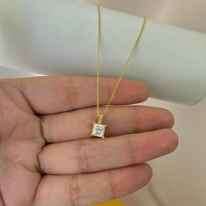 Colar Moissanite Princess Cut