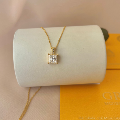 Colar Moissanite Princess Cut