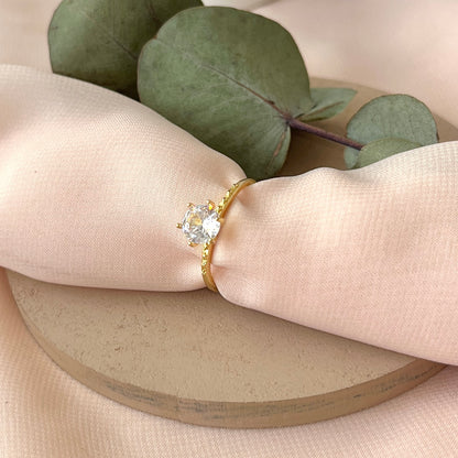 Anel Solitário 6 Garras Trabalhado