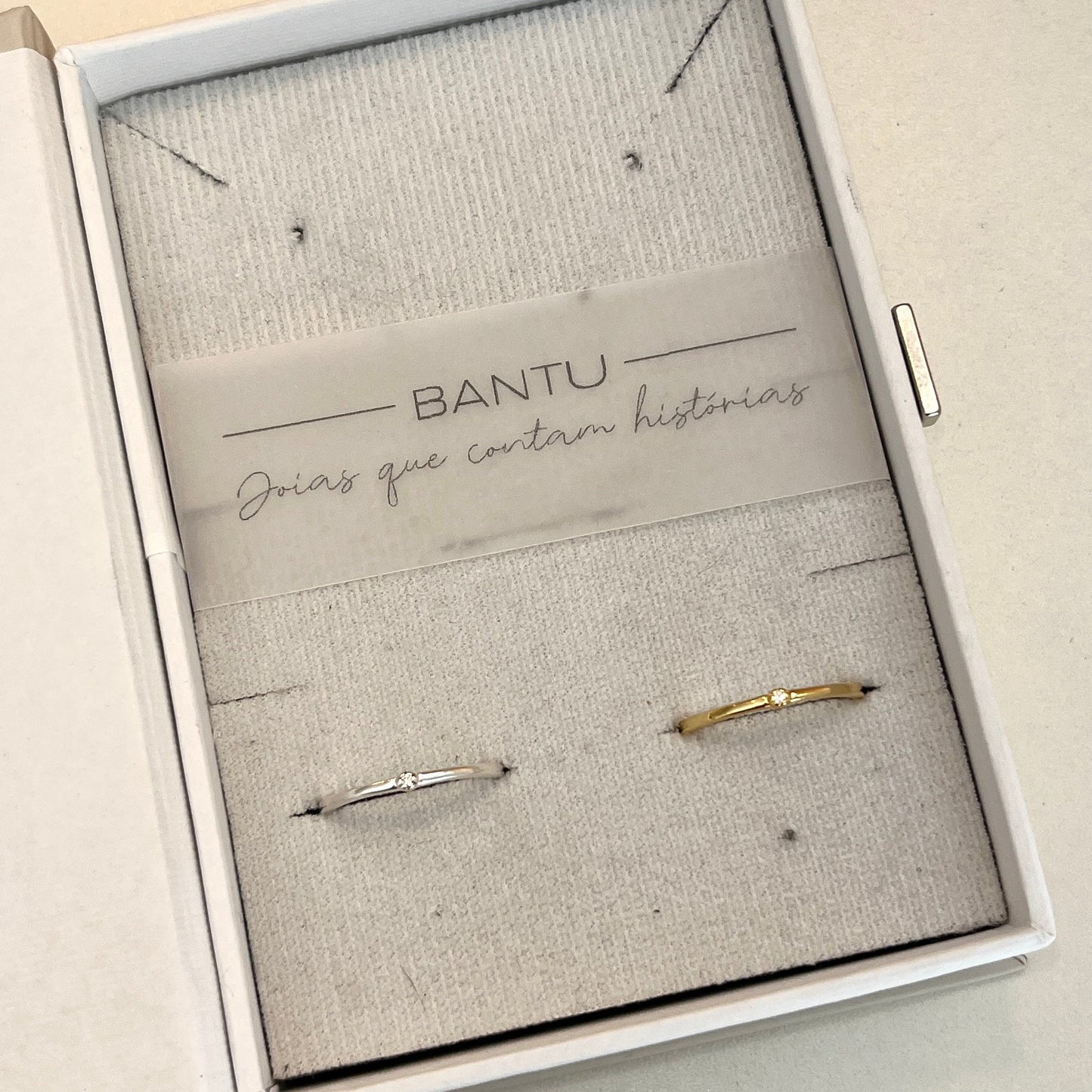 Anel Aparador Moissanite Ponto de Luz