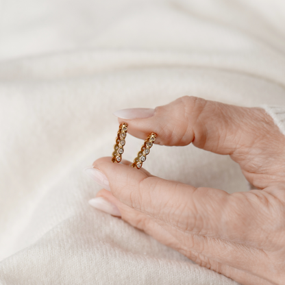 Aliança Cravejada Nuru