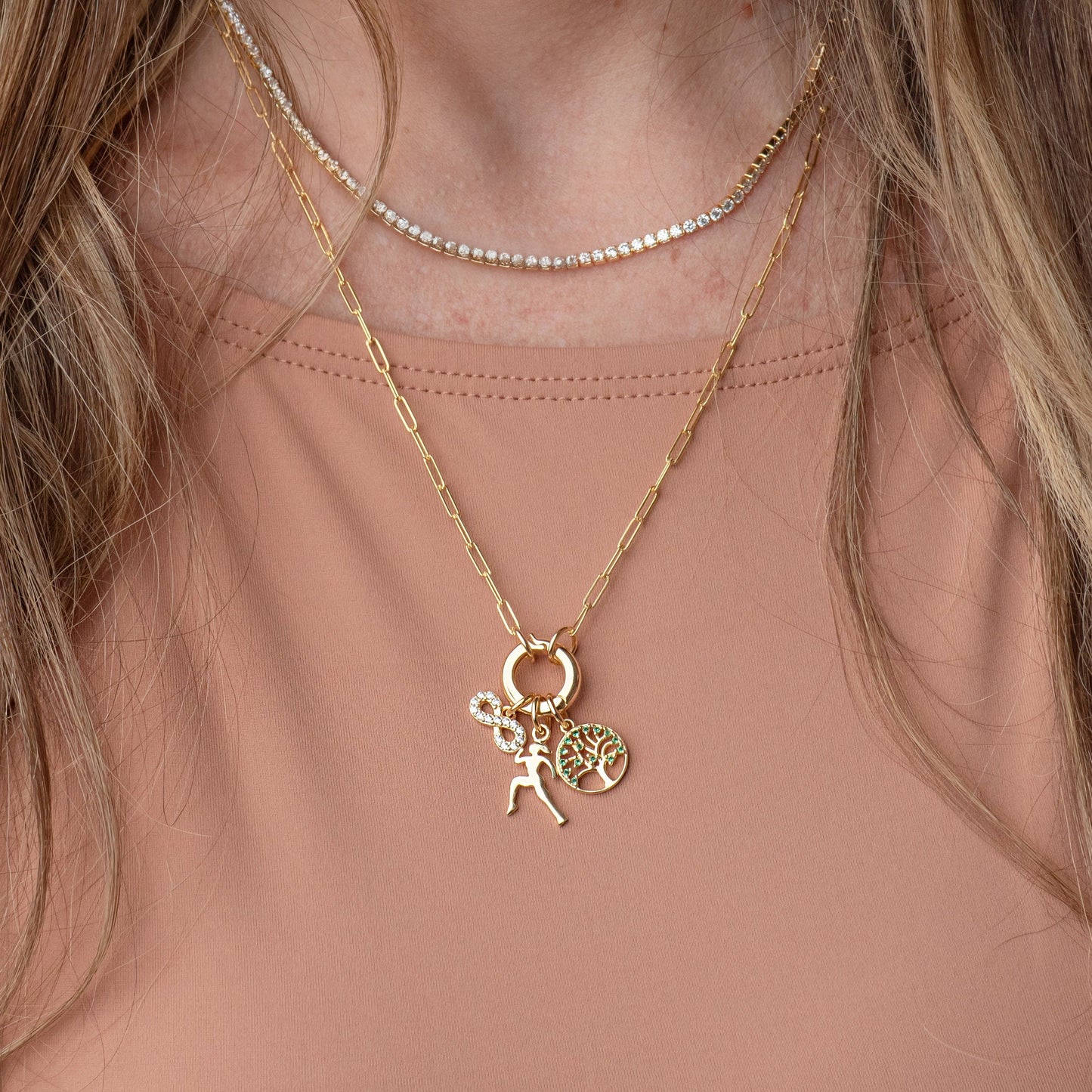 Charm Corredora Kaya